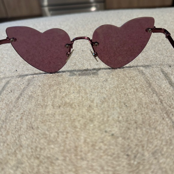 Saint Laurent Heart-Shaped Sunglasses - pink - Picture 3 of 6